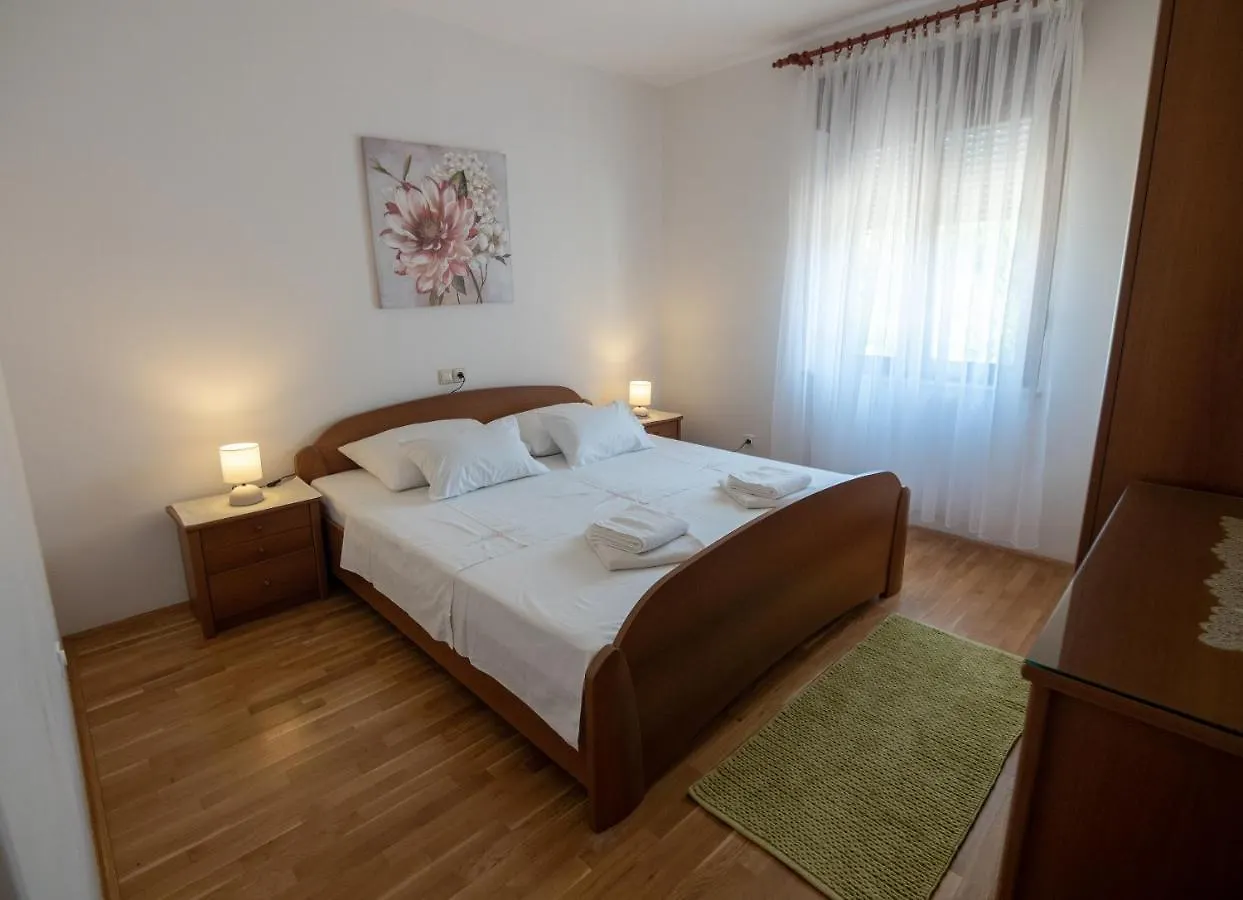 Apartments Dokovic Barbat na Rabu 0*,